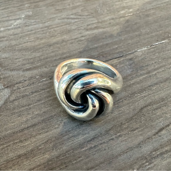 Sterling Sliver Large Knot Ring - Picture 4 of 5